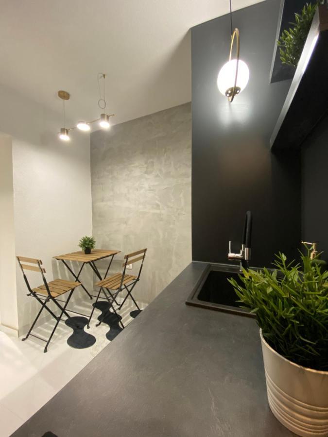 Wild Pear Old Town Boutique Accommodation Ohrid Luaran gambar